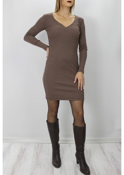 V Yaka Klipsli Elbise Kahve - 1210.65 fırsatları