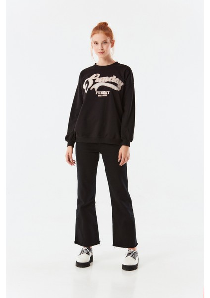 Sunday Baskılı Bisiklet Yaka Sweatshirt fiyatları