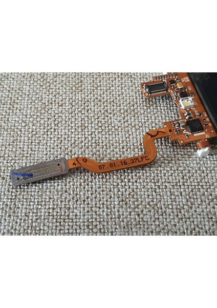 E730 LCD Ekran - Nostalji Telefon Ekranı fırsatları