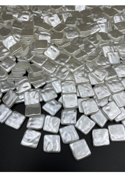 25GR Beyaz Renk Kare Lüks Kaplama Formsuz,şekilsiz Barok Yamuk Plastik Inci Boncuk #59 (~32ADET)