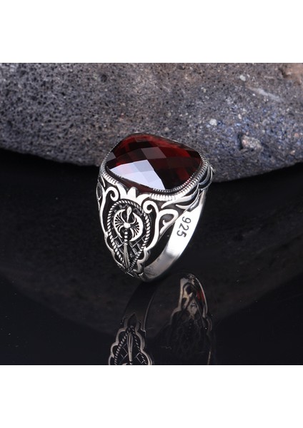 925 Ayar Gümüş Zirkon Taşlı Motif Desenli Model Yüzük modelleri