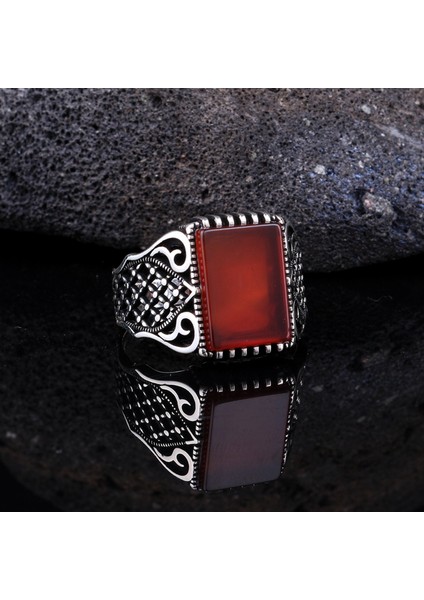 925 Ayar Gümüş Akik Taşlı Motif Desenli Model Yüzük