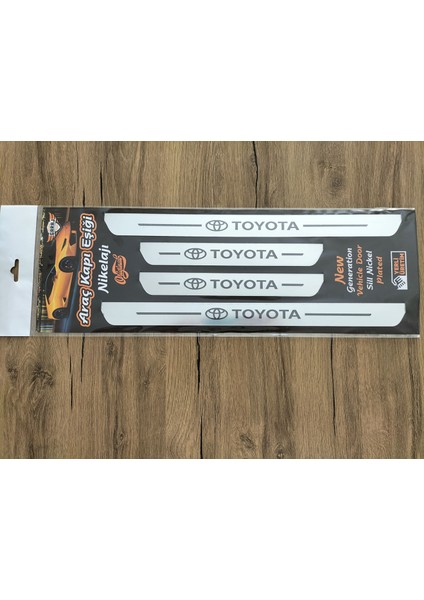Toyota Rav4 Özel Kapı Eşik Yazısı Krom