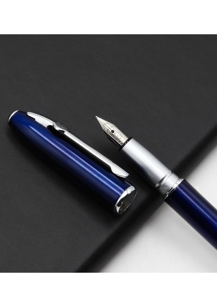 Gümüş Renk Detaylı Lacivert Dolma Kalem Kartuşsuz
