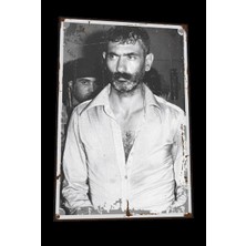 Hayat Poster Yılmaz Güney Mahkum Retro Ahşap Poster 821