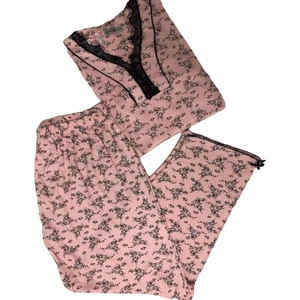 Bayan 4057 Çiçek Desenli Uzunkol Viskon Pijama Takımı