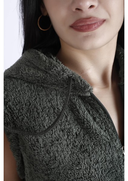 Kadın Haki Peluş Yumoş Fermuarlı Kapüşonlu Yelek 22KYLKPELO modelleri