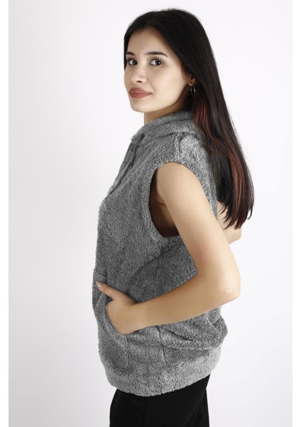 Kadın Gri Peluş Yumoş Fermuarlı Kapüşonlu Yelek 22KYLKPELO fırsatları