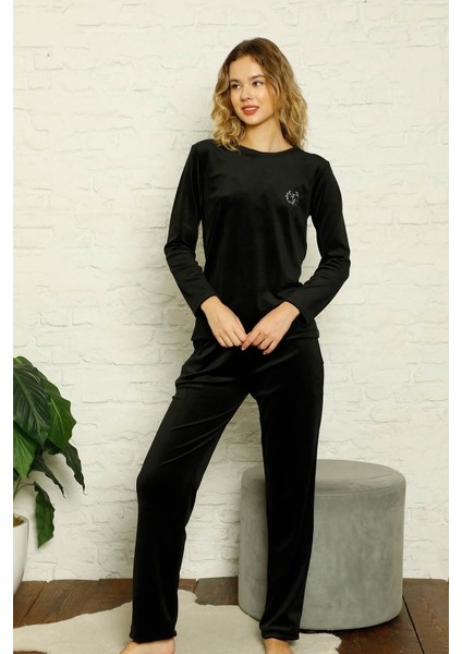 Siyah Ipeksi Kadife Bayan Pijama Takımı 2598 fiyatları