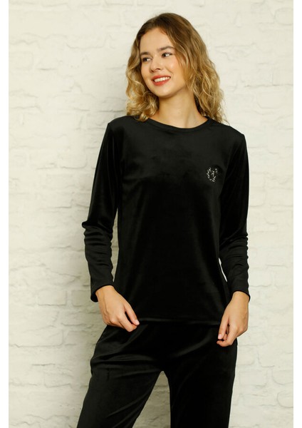 Siyah Ipeksi Kadife Bayan Pijama Takımı 2598 modelleri