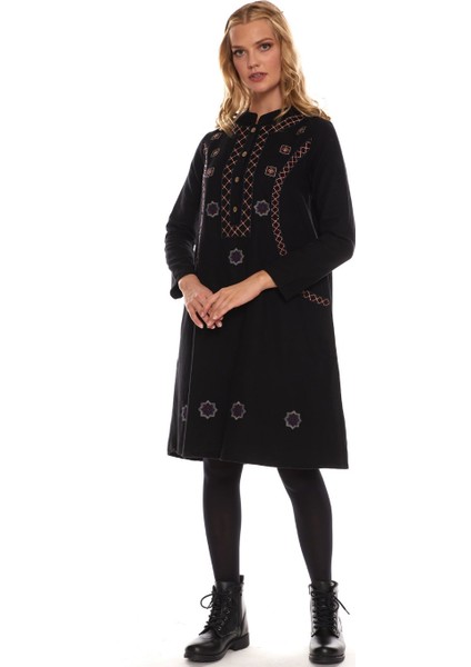 Pazen Uzun Kol Siyah Nakışlı Kısa Elbise fiyatları