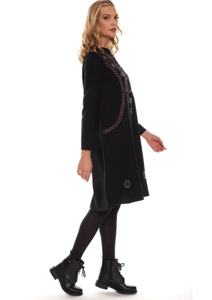 Pazen Uzun Kol Siyah Nakışlı Kısa Elbise modelleri