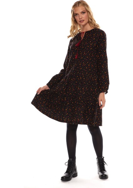 Siyah Uzun Kol Pazen Püskül Yaka Kısa Elbise fiyatları