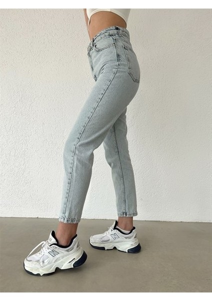 90's Buz Mavi Fit Mom Jean Likralı Kot Pantolon fiyatları