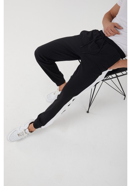 Erkek Regular Yan Panelli Paça Ribanalı Cepli Eşofman Altı fırsatları