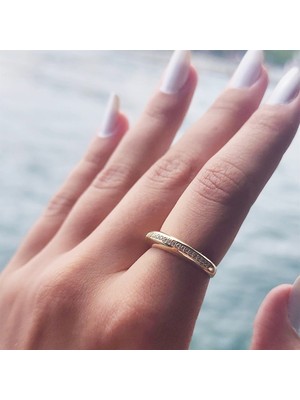 Fasek Gold Altın Yüzük - 14 Ayar Altın Bombeli Zirkon Sıra Taşlı Alyans - Yarım Tur Altın Yüzük