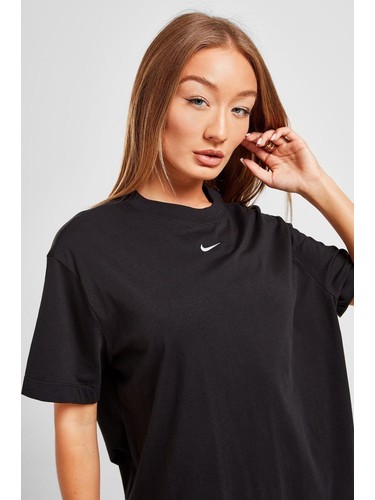 T shirt nike sales oversize