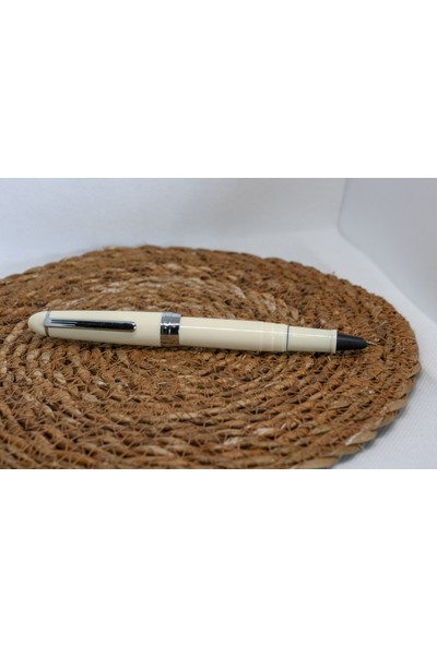 Jinhao 992 Beyaz EF 0.38 mm Dolma Kalem Sanat Yazı Kalemi