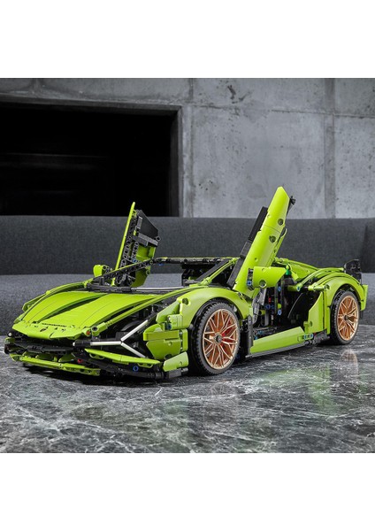 Technic Lamborghini Sián FKP 37 42115 -  Spor Araba Seven Yetişkinler İçin Koleksiyonluk Yaratıcı Oyuncak Model Yapım Seti (3696 Parça)