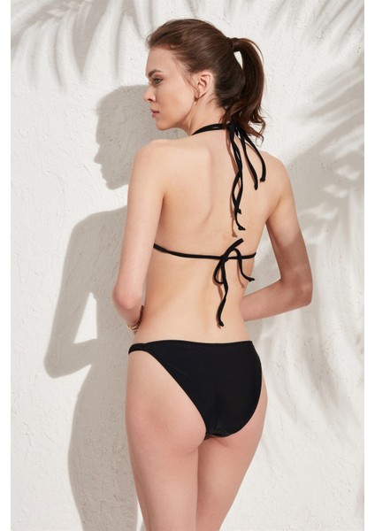 Taş Detaylı Üçgen Bikini Takım Siyah 207950 fiyatları
