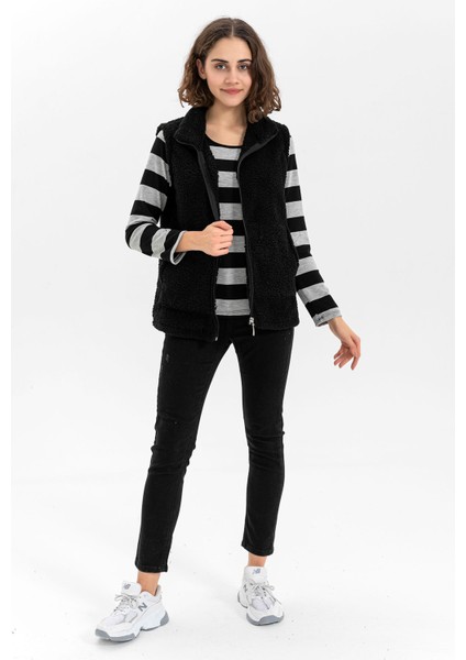 Kadın Siyah Dik Yaka Fermuarlı Peluş Yelek fiyatları