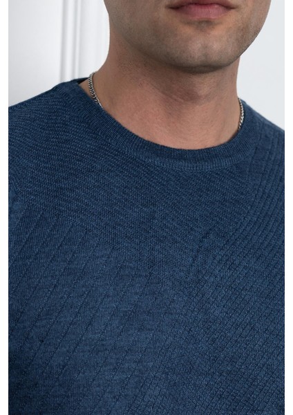 Sıfır Yaka Regular Fit Desenli Erkek Kazak fırsatları