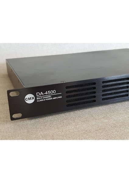 DA-4500 Trafolu Power Amfi 4X500W