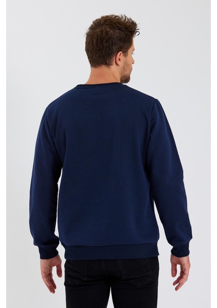 Bisiklet Yaka Etiket Detayı Içi Pamuklu Erkek Sweatshirt fırsatları