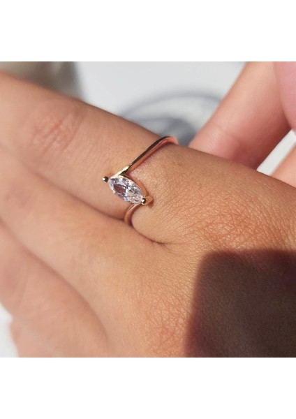 0.60 Karat Mekik Signity Swarovski Taşlı Es Pırlanta Montörü 14 Ayar Altın Evlilik Teklifi Yüzüğü fırsatları