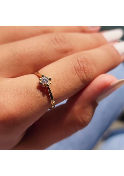 0.25 Karat Pırlanta Signity Swarovski Güverseli 14 Ayar Altın Tek Taş Yüzük