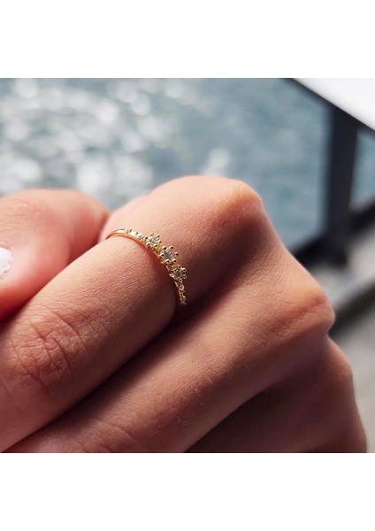 Altın Yüzük - 14 Ayar Altın Zirkon Sıra Taşlı Minimal Alyans Yüzük - Minimal Altın Yüzük modelleri