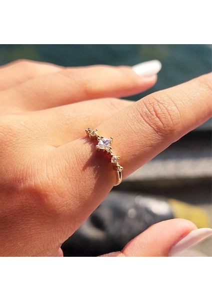 Altın Yüzük - 14 Ayar Altın Fantezi Mekik Zirkon Taşlı Minimal Altın Yüzük - Eşe, Sevgiliye Yüzük