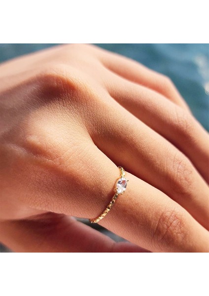 Tektaş Altın Yüzük - 14 Ayar Altın Dövme Oval Zirkon Taşlı Minimal Eskitme Tek Taş Yüzük modelleri