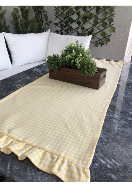 Sarı Keten Pötikareli Fırfırlı Runner