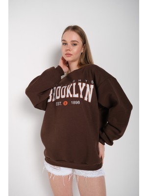 Trendseninle Kadın Oversize Brooklyn Citylights Baskılı Sweatshirt