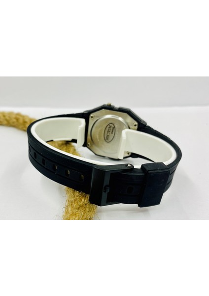 Klasik Tasarım Asker Kol Saati MAT-126 modelleri