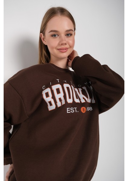 Kadın Oversize Brooklyn Citylights Baskılı Sweatshirt