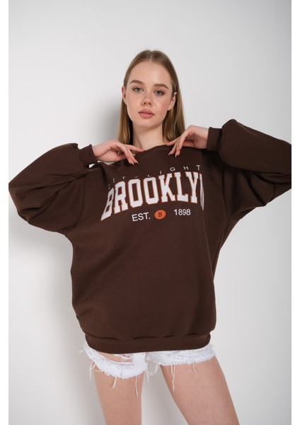 Kadın Oversize Brooklyn Citylights Baskılı Sweatshirt