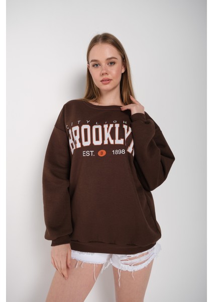 Kadın Oversize Brooklyn Citylights Baskılı Sweatshirt modelleri