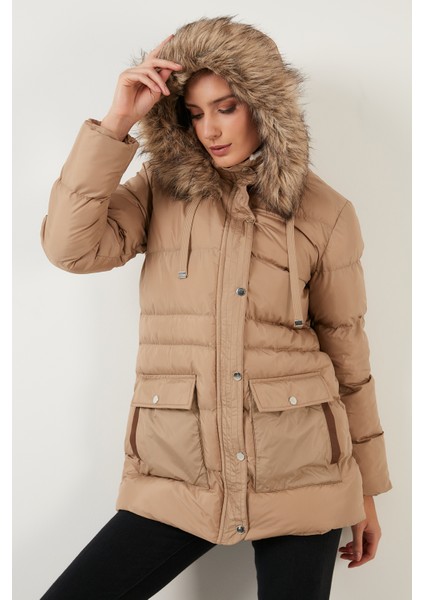 Regular Fit Yakası Suni Kürklü Kapüşonlu Cepli Mont Bayan Mont 497IRMAK
