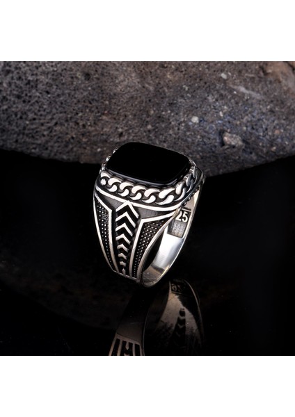 925 Ayar Gümüş Onıx Taşlı Örgü Model Yüzük modelleri