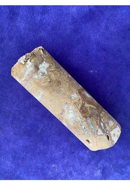Kuvars Taş Oluşumlu Mermer Granit Taş 13CM 639 Gram