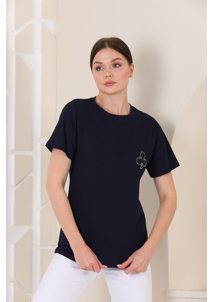 Bayan Taş Baskılı T-Shirt