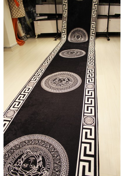 Medusa Motif Siyah Versace Halı-Yolluk Süngerli Yüzey-Deri Taban indirimleri