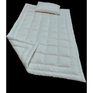Yün Bebek Yorganı + Yastık