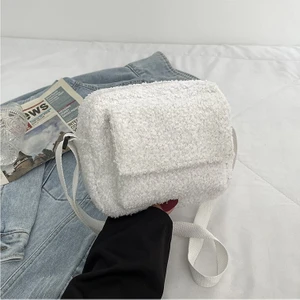 Peluş Kumaş Tek Omuz Çapraz Çanta Kuzu Derisi Kürk