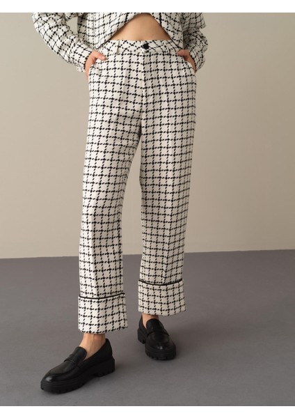 Kadın Beyaz Regular Fit Pantolon fiyatları