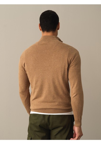 Erkek Camel Pamuklu Regular Fit Basic Kazak fırsatları