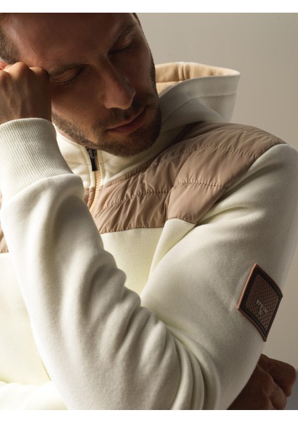 Erkek Ekru Regular Fit Sweatmont