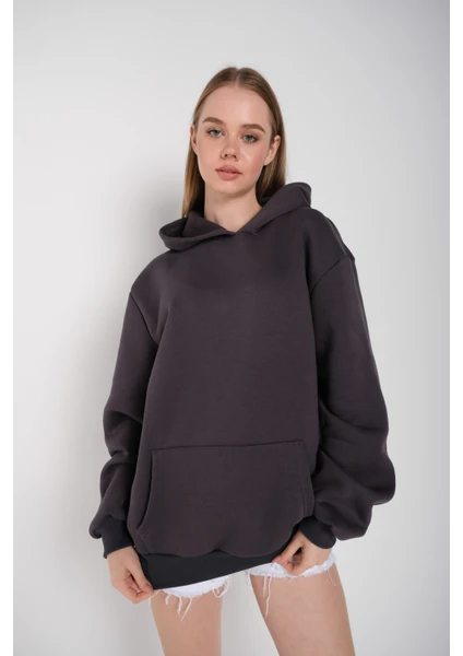 Kadın Oversize Kapüşonlu Sweatshirt